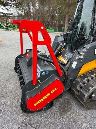 Image of John Deere 317P equipment image 4