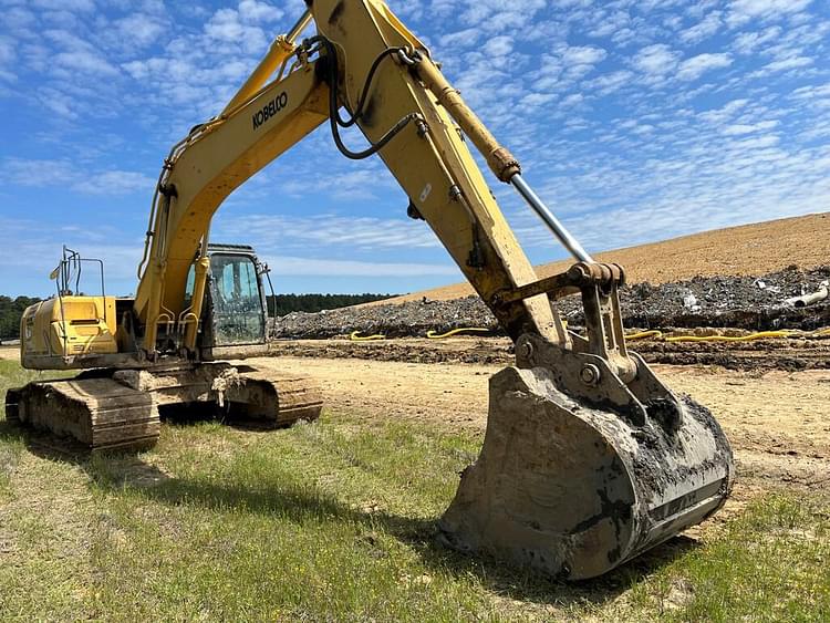 Main image Kobelco SK260LC 4