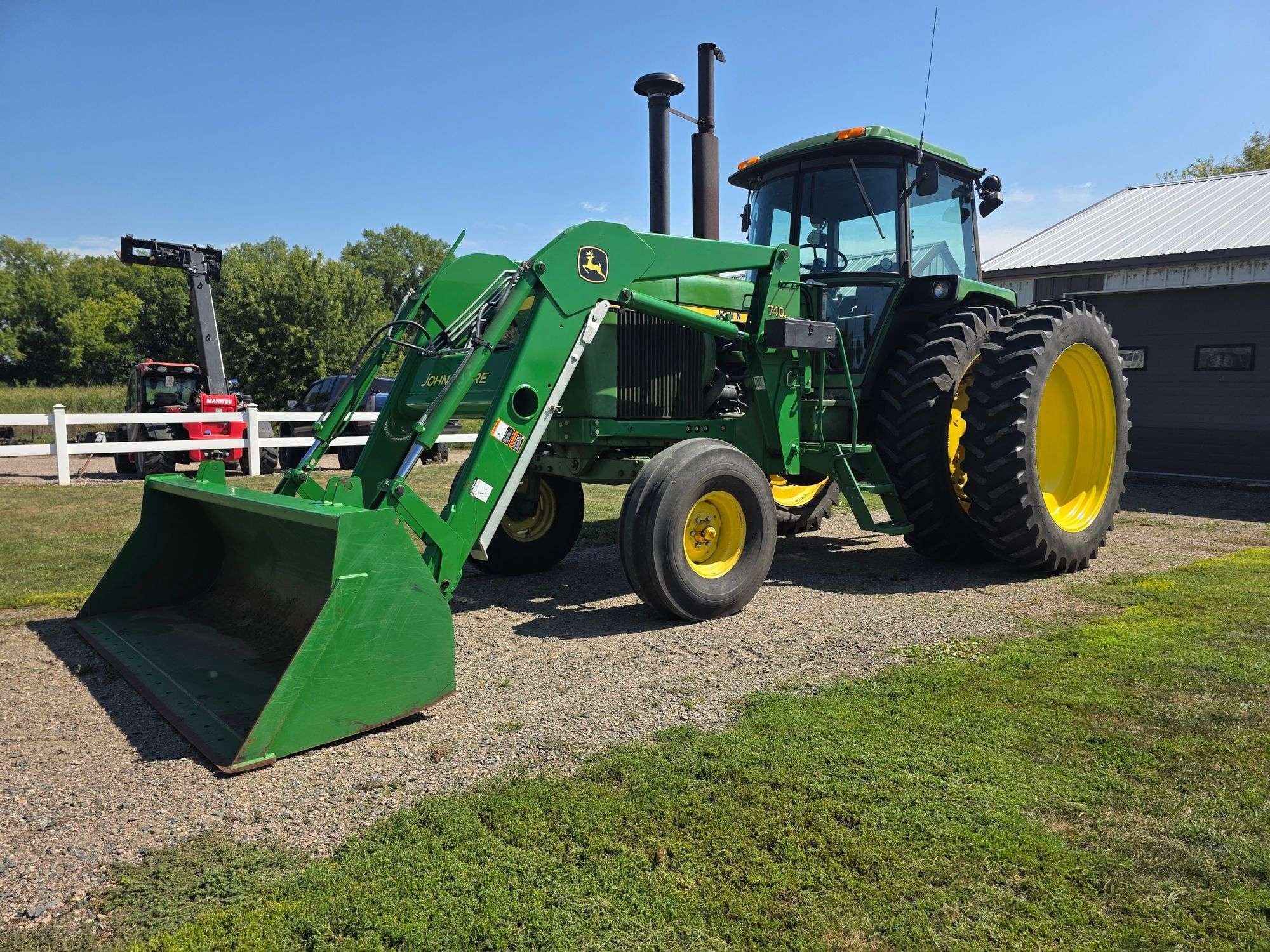 1977 John Deere 4430 Equipment Image0