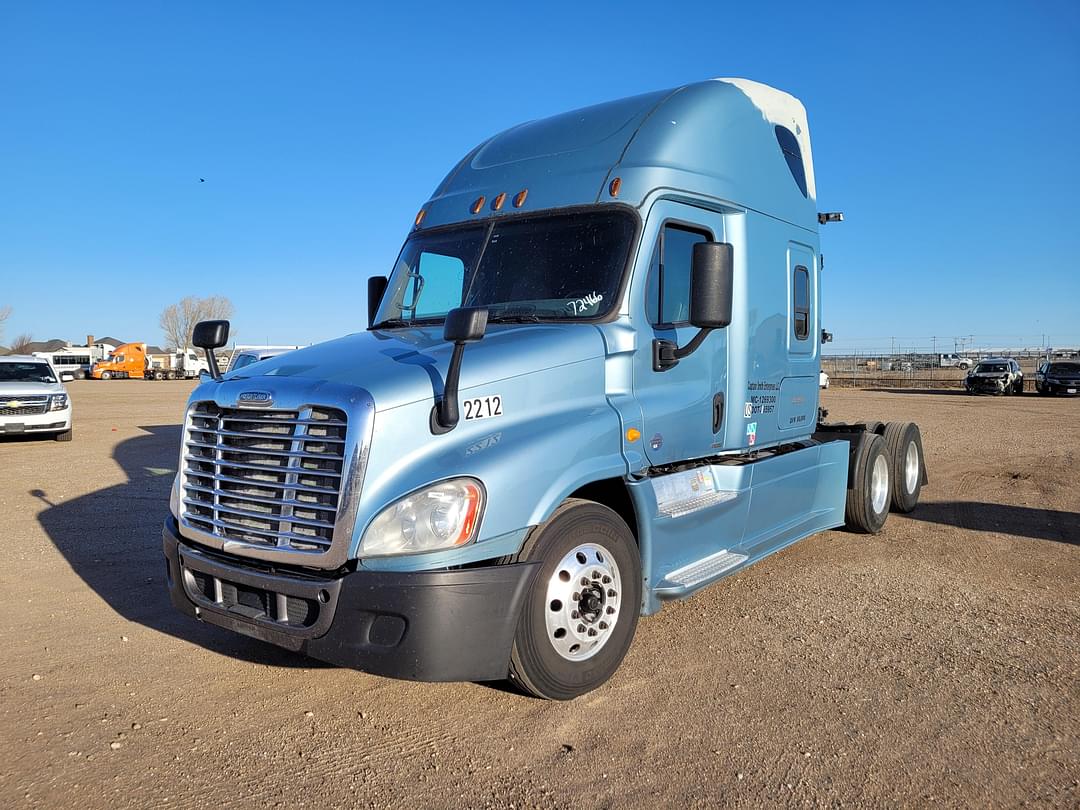 Image of Freightliner Cascadia 125 Primary image