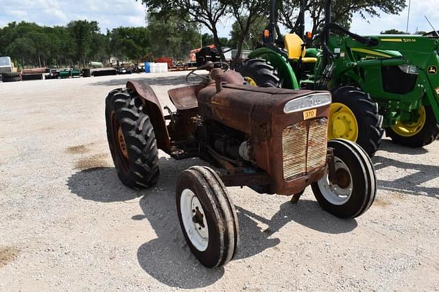 Image of Ford 2000 equipment image 1