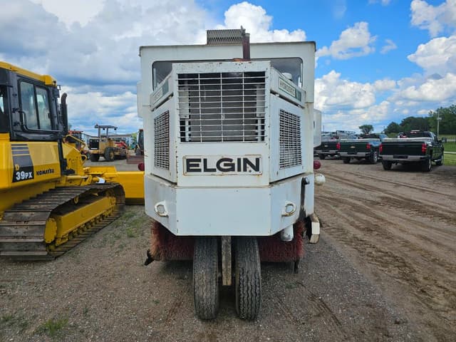 Image of Elgin Pelican equipment image 3