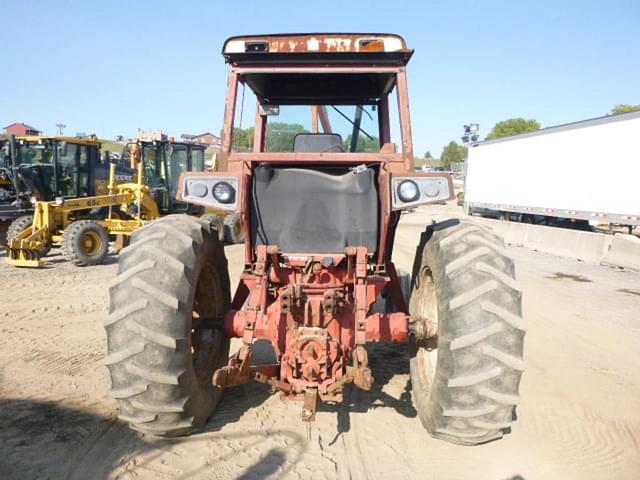 Image of International Harvester 886 equipment image 3