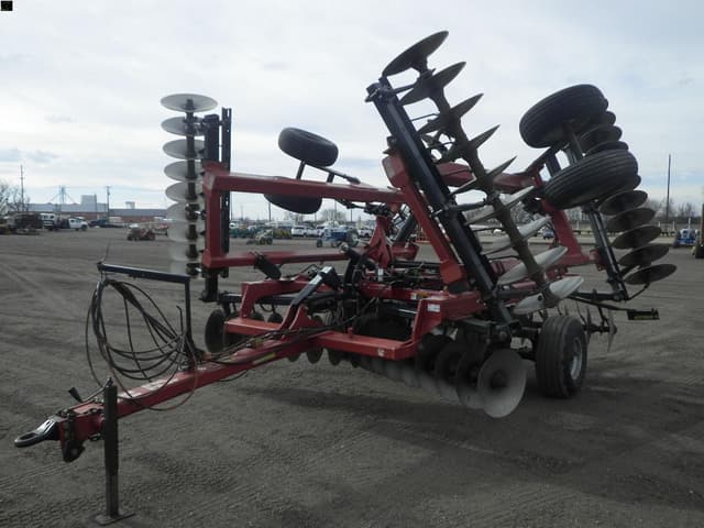 Image of Case IH 340 equipment image 3