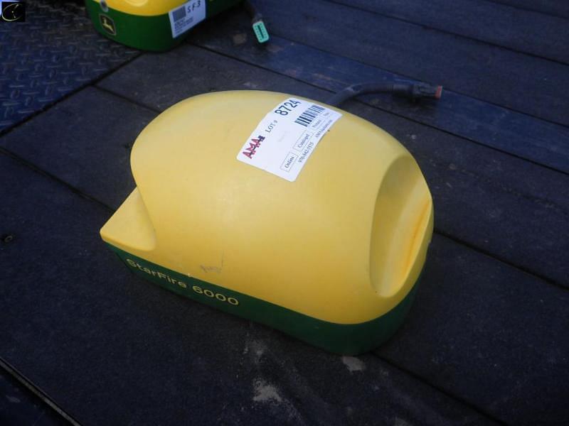 Image of John Deere StarFire 6000 Image 0