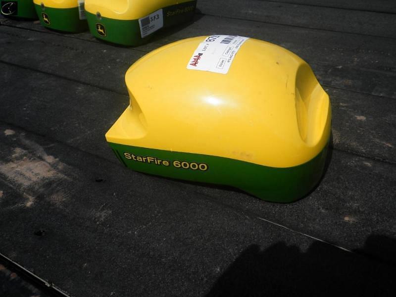 Image of John Deere StarFire 6000 Image 1