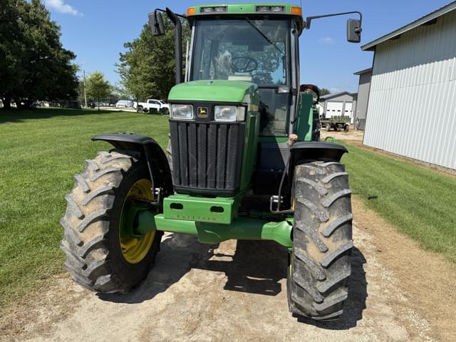 Image of John Deere 7810 equipment image 2