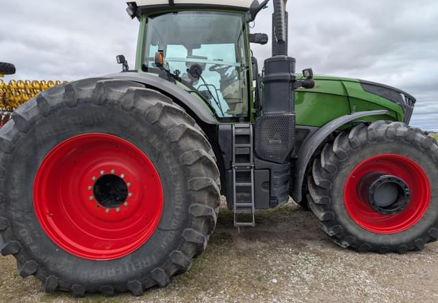 Image of Fendt 1050 Vario equipment image 1