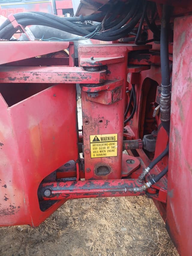 Image of Versatile 875 equipment image 3