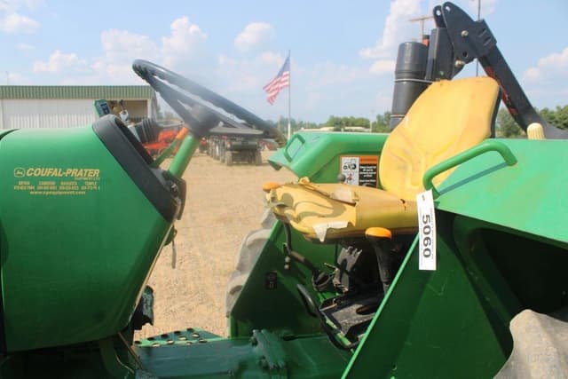 Image of John Deere 5303 equipment image 2