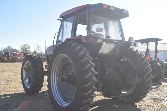Image of Case IH 5140 equipment image 1