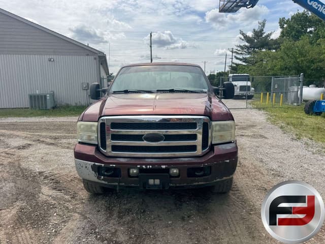 Image of Ford F-250 equipment image 1