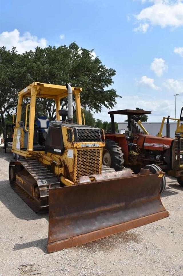 Image of Komatsu D39PX equipment image 1