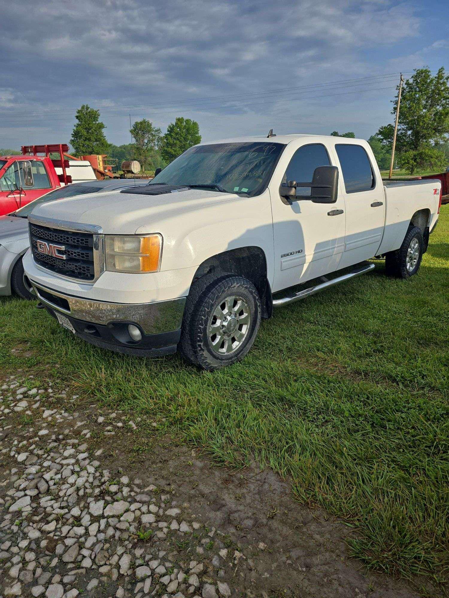 Main image GMC 2500HD