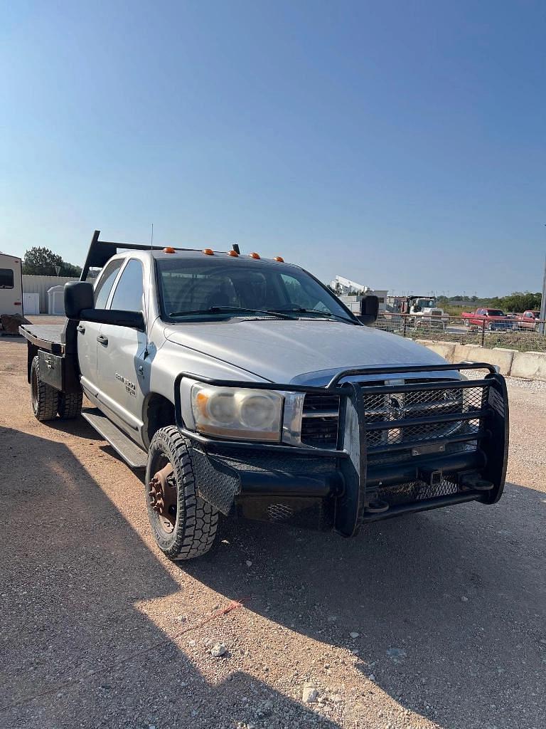 Image of Dodge Ram 3500 Primary image