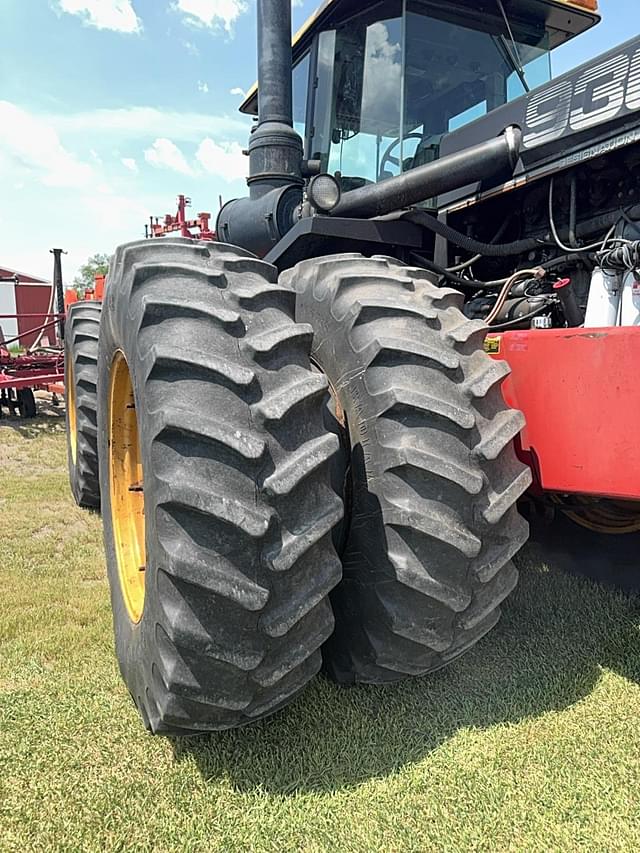 Image of Versatile 936 equipment image 3