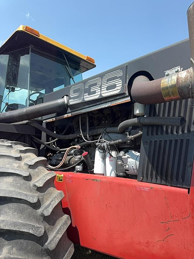 Image of Versatile 936 equipment image 4