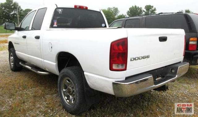 Image of Dodge Ram 2500 equipment image 2