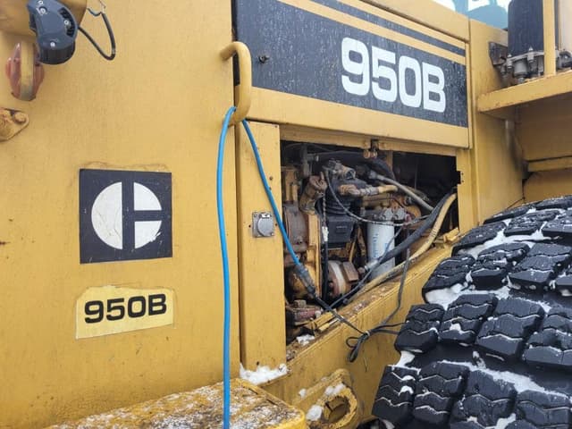 Image of Caterpillar 950B equipment image 3