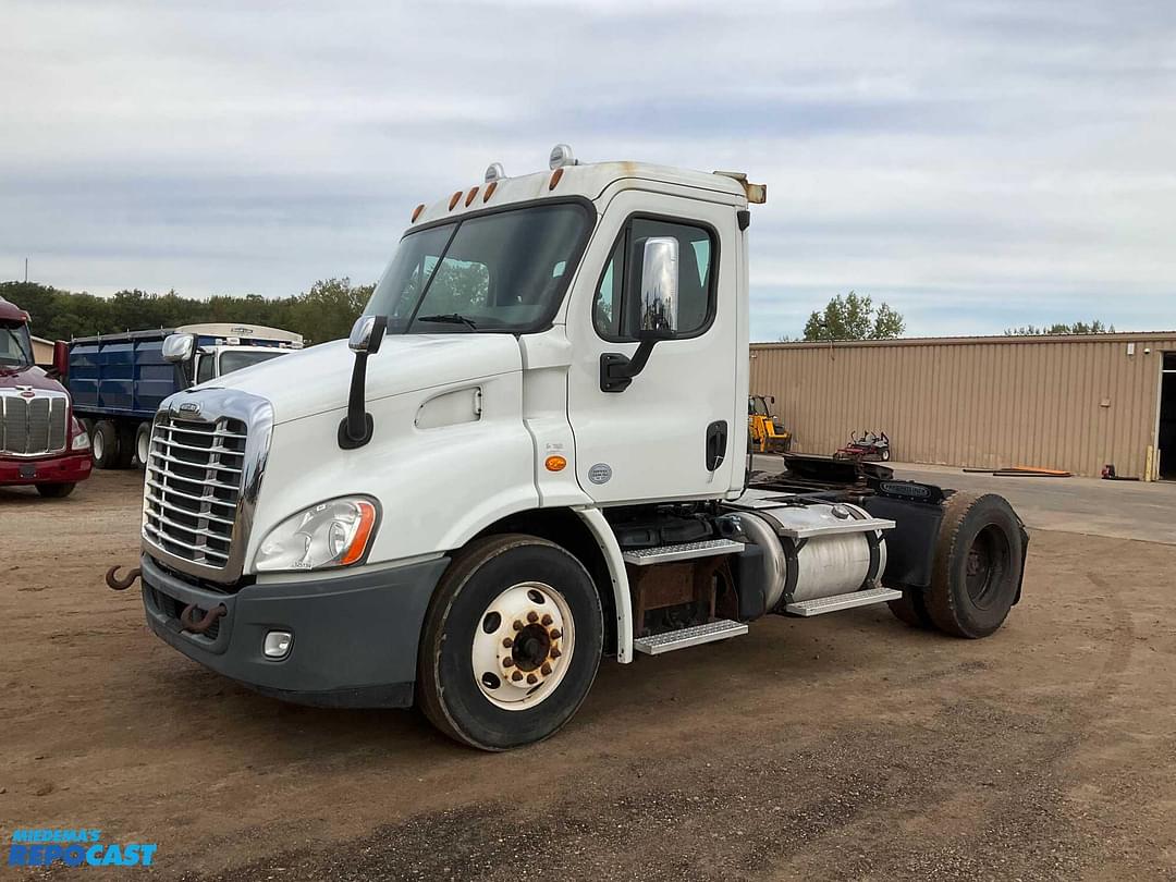 Image of Freightliner Cascadia Primary image