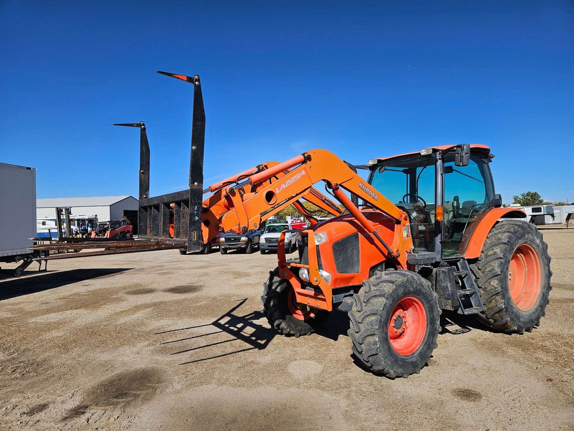 Kubota M135GX Equipment Image0
