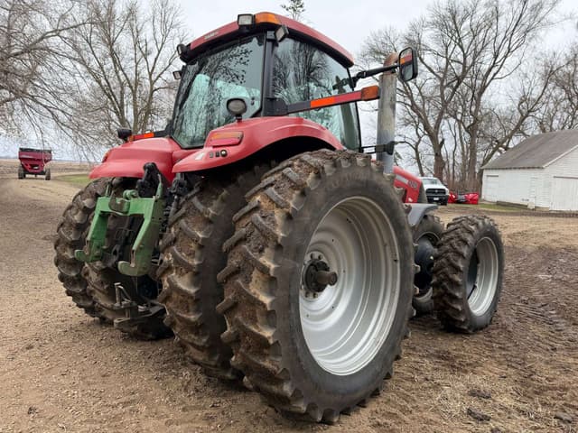 Image of Case IH 275 equipment image 4