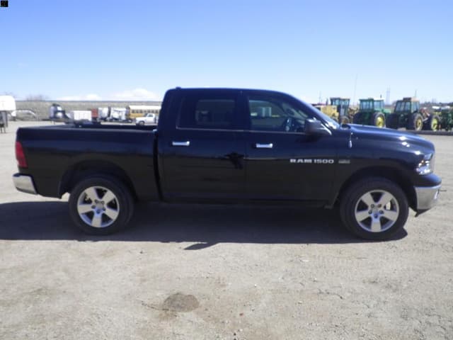 Image of Dodge Ram 1500 equipment image 3