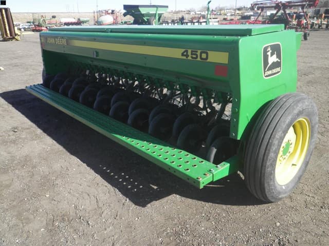 Image of John Deere 450 equipment image 3