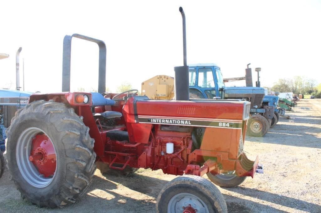Image of International Harvester 884 Primary image