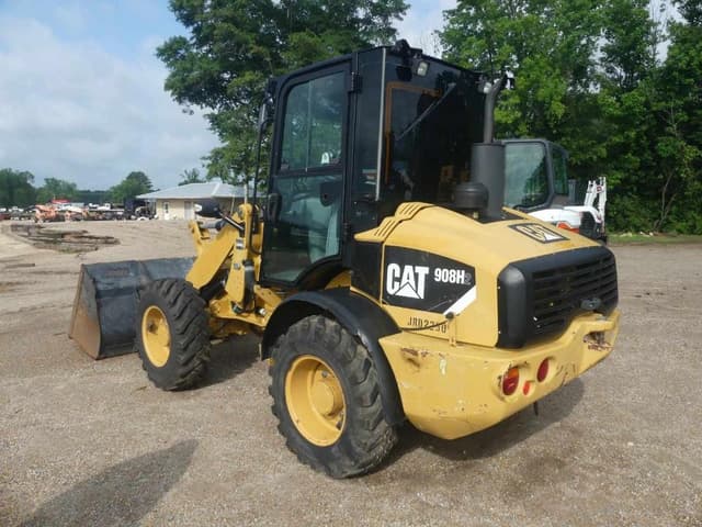 Image of Caterpillar 908H2 equipment image 3