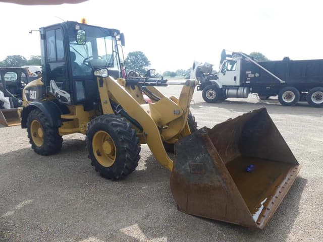 Image of Caterpillar 908H2 equipment image 1