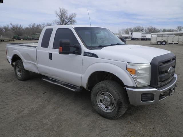 Image of Ford F-250 equipment image 2