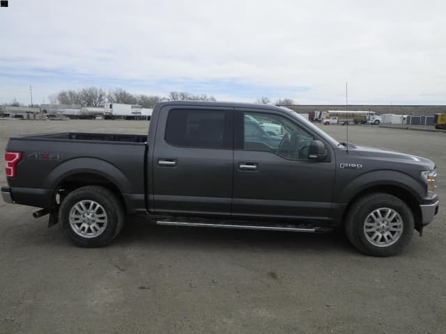 Image of Ford F-150 equipment image 3