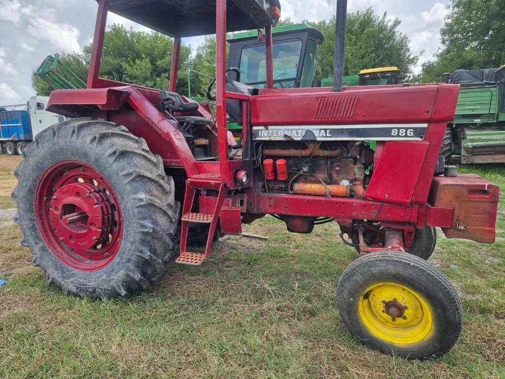 Image of International Harvester 886 Primary image