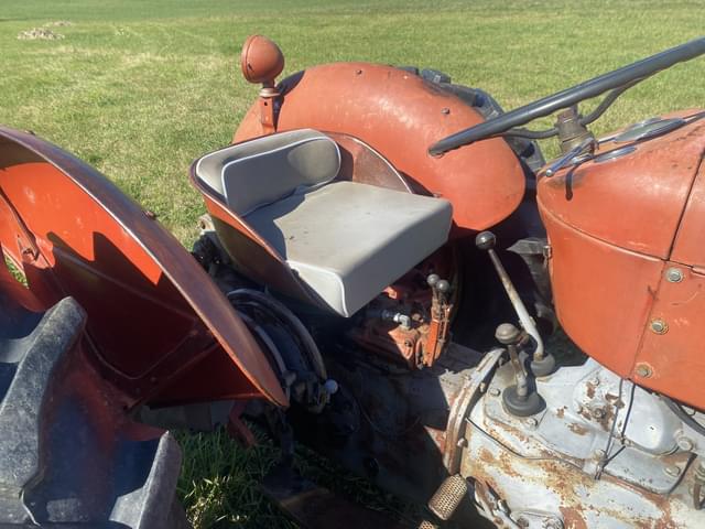 Image of Massey Ferguson 65 equipment image 2