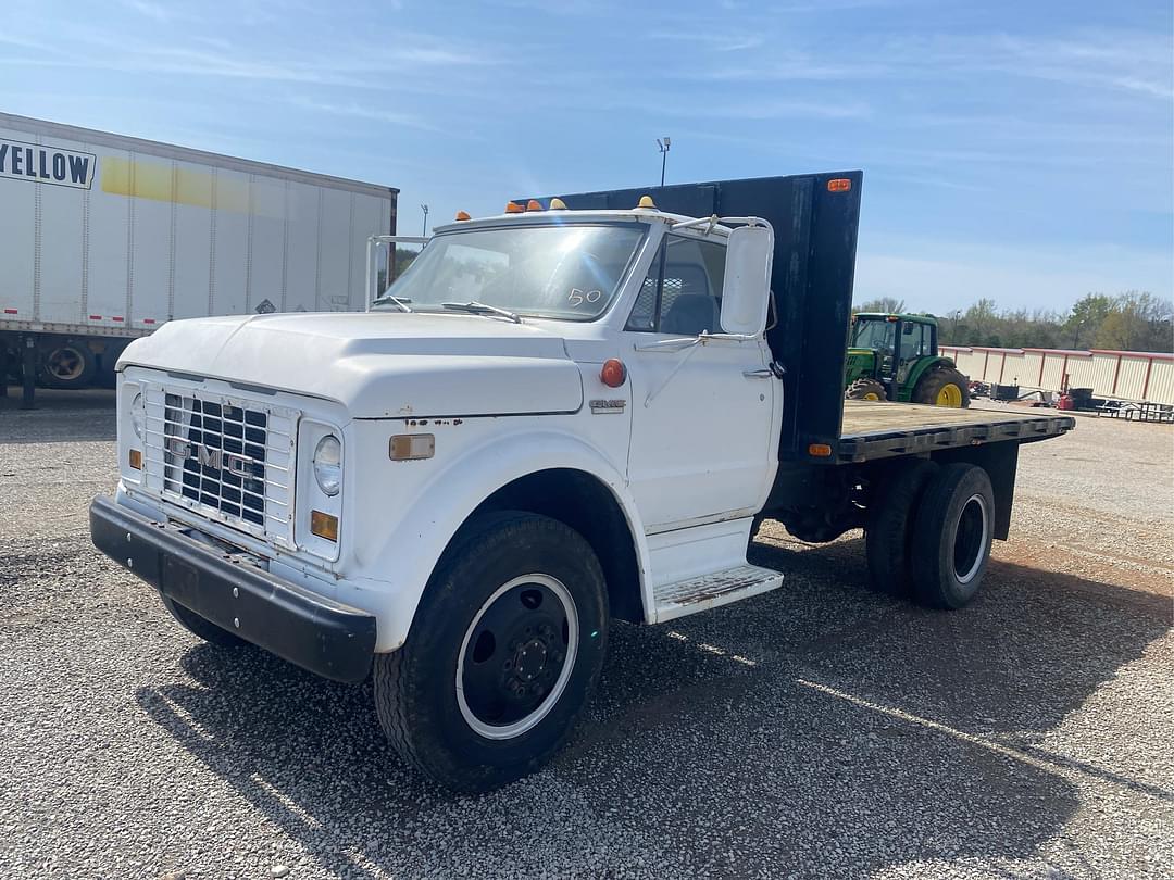 Image of GMC 5500 Primary image