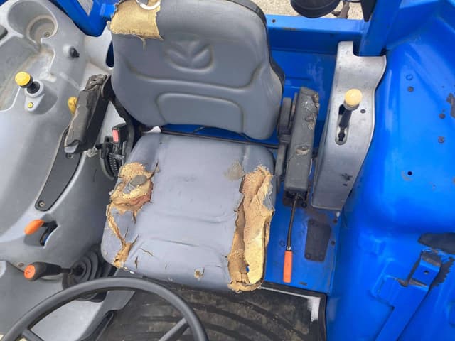 Image of New Holland PowerStar 75 equipment image 4