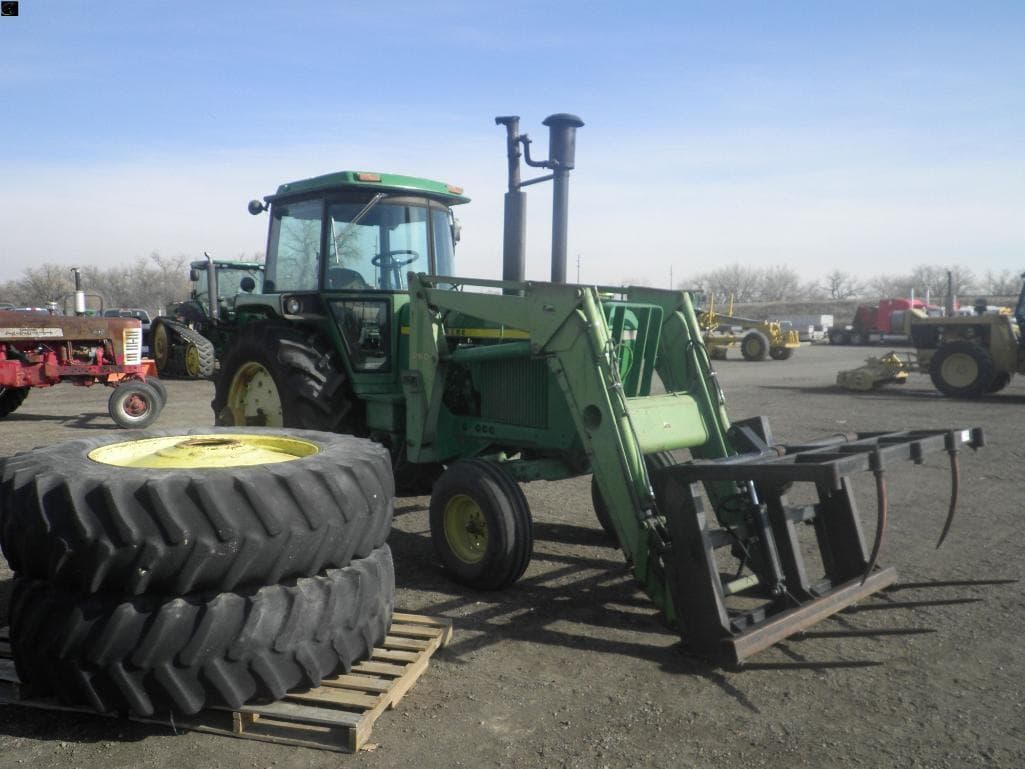 Image of John Deere 4430 Primary image