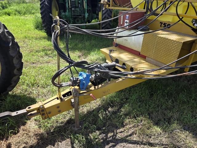 Image of Ag-Chem 750 equipment image 1