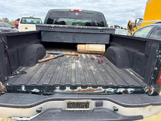 Image of Chevrolet 1500 equipment image 4