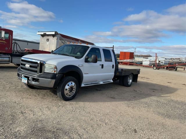 Image of Ford F-550 equipment image 1