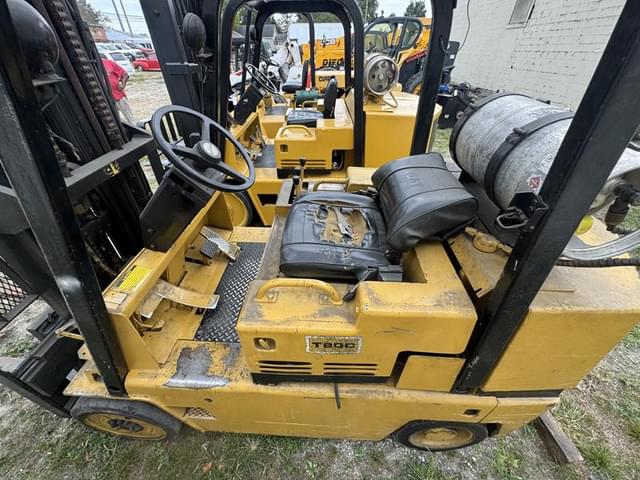 Image of Caterpillar T80C equipment image 4