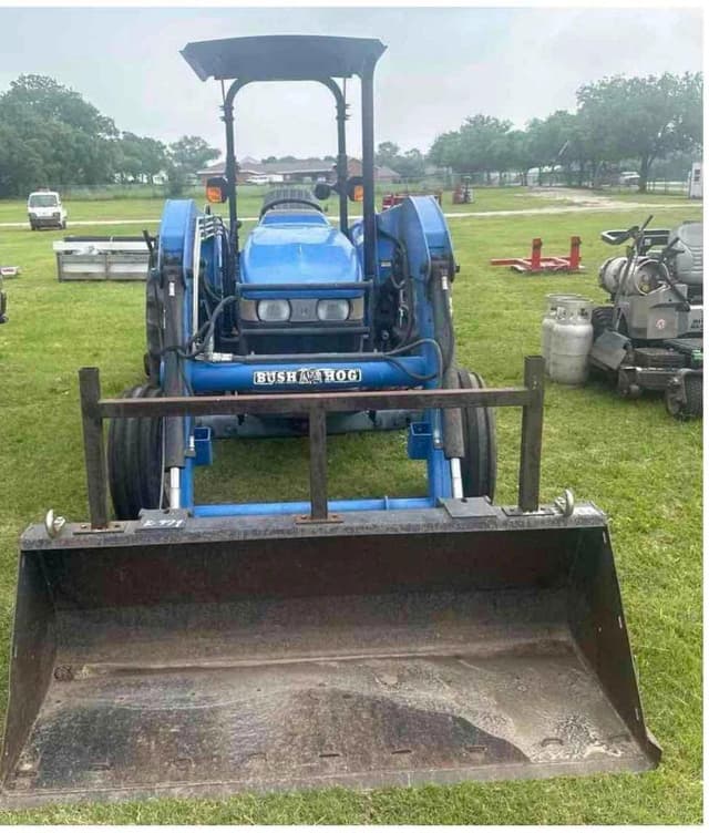Image of New Holland TN65 equipment image 1