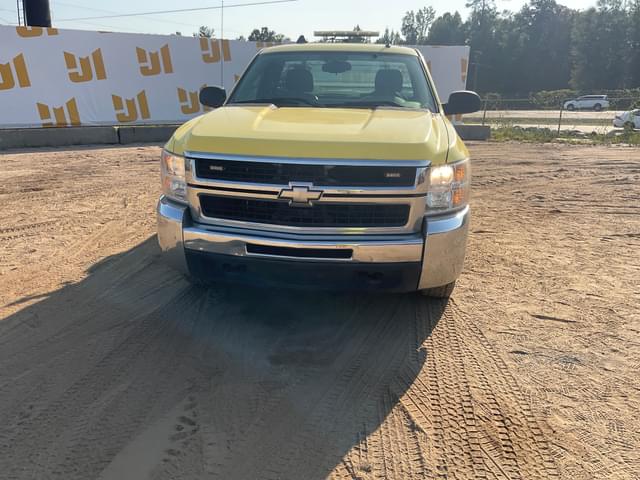Image of Chevrolet Silverado equipment image 1