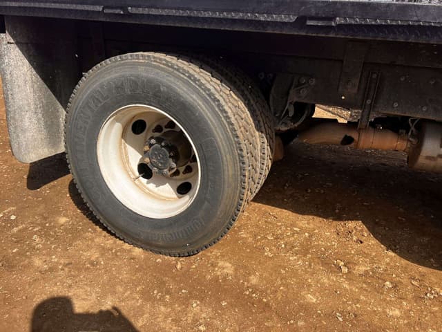 Image of Kenworth T370 equipment image 1