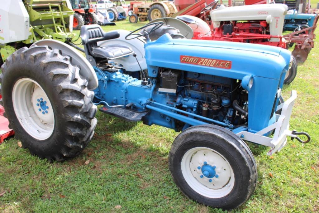 Image of Ford 2000 Primary image