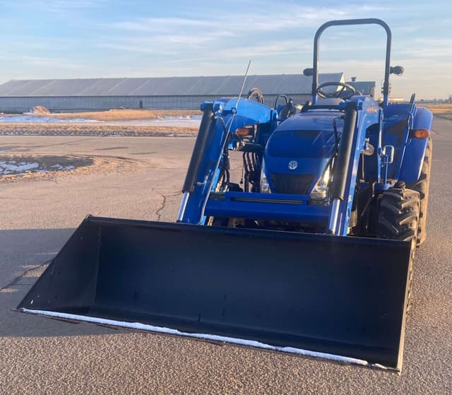 Image of New Holland T4.75 equipment image 4