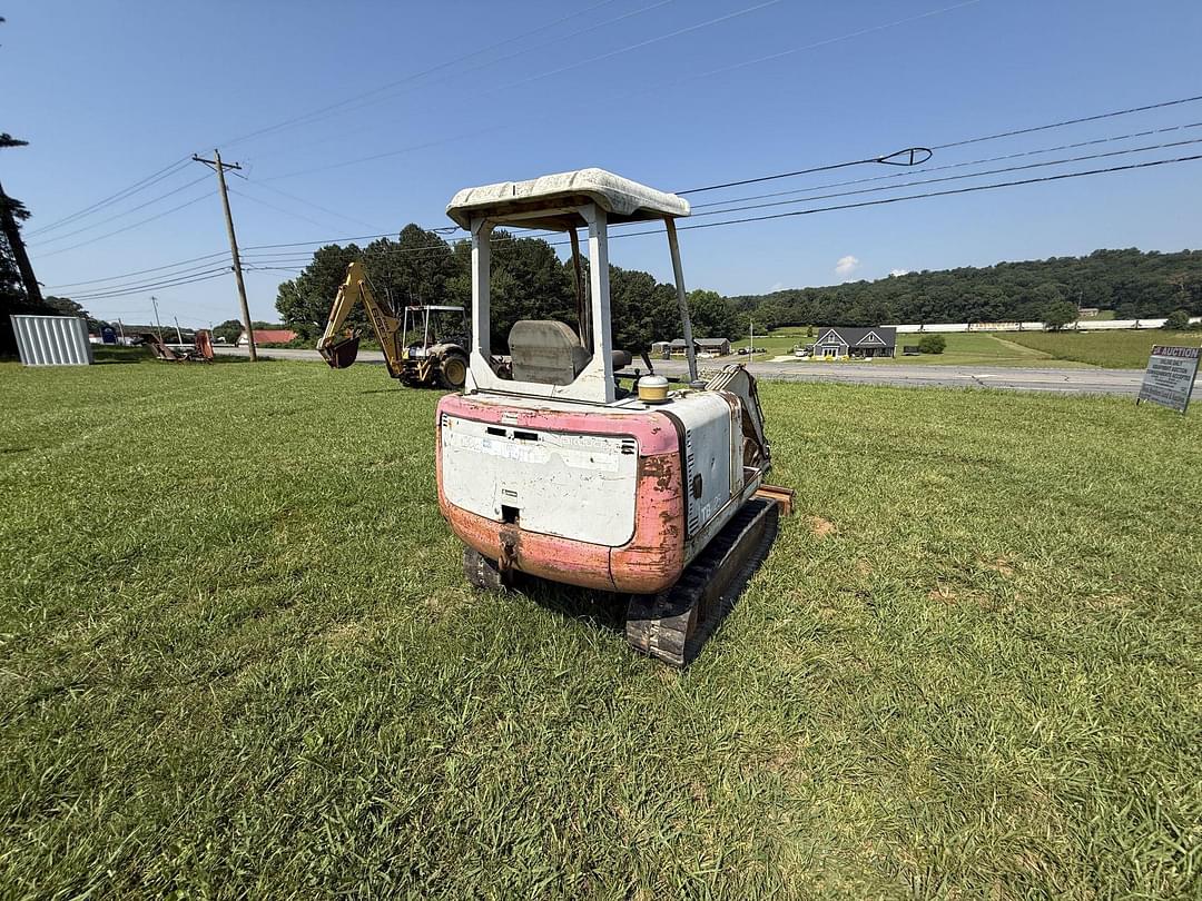 Image of Takeuchi TB025 Image 1