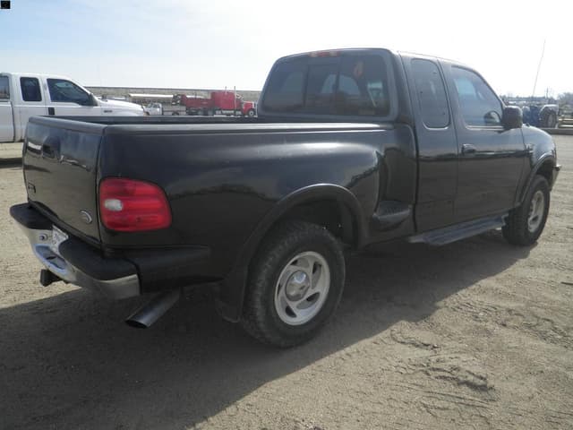 Image of Ford F-150 equipment image 4