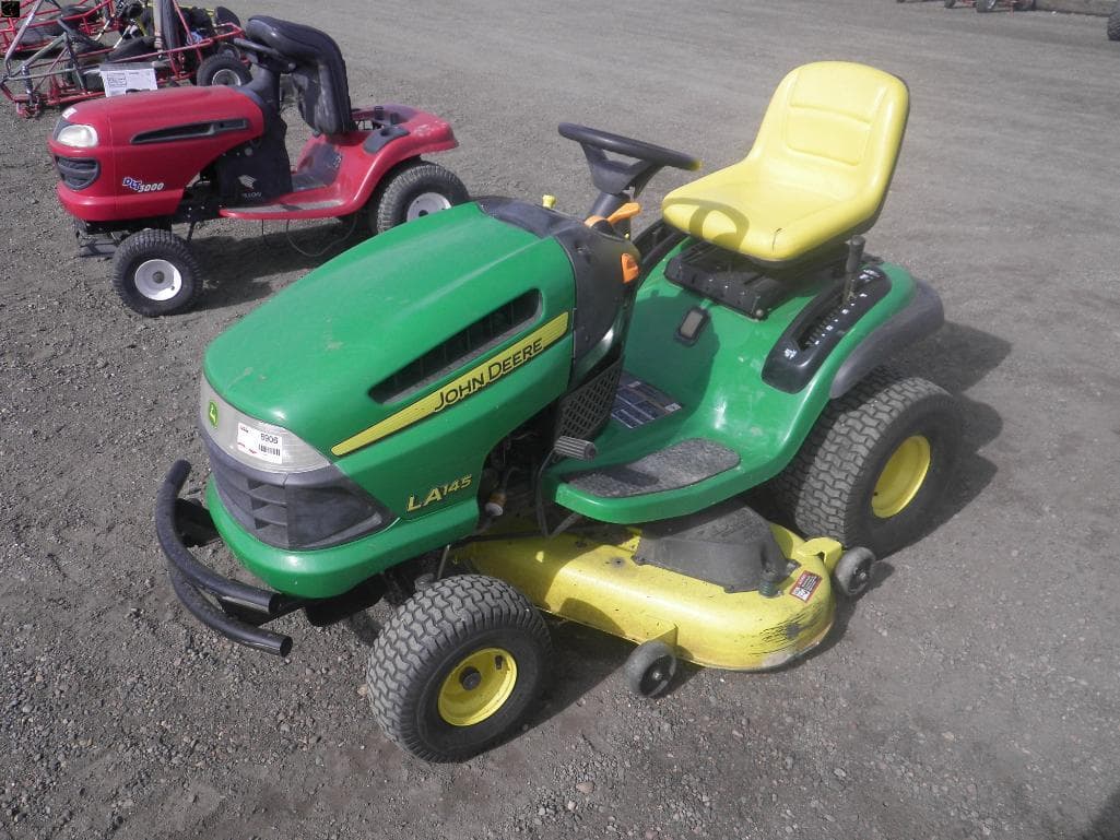 Image of John Deere LA145 Primary image
